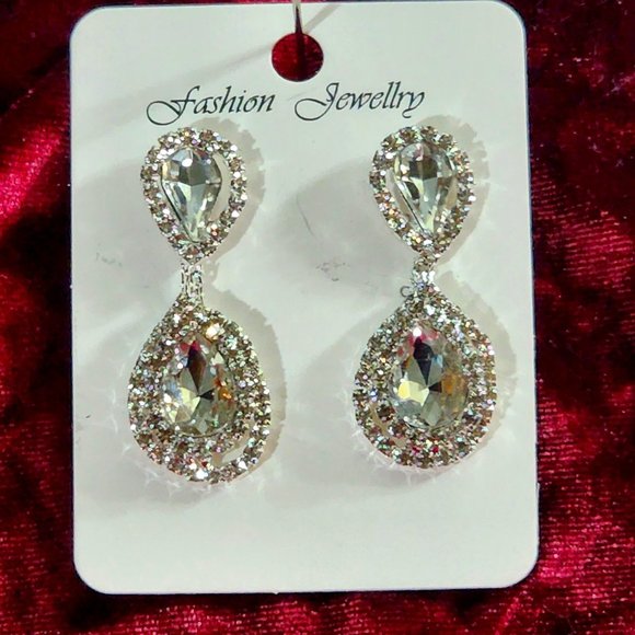 Jewelry - OLE Emerald white earrings new